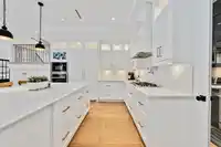 1577 131 STREET - thumbnail 15