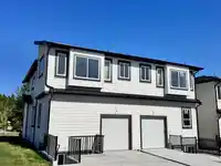 2041 168 STREET - thumbnail 2