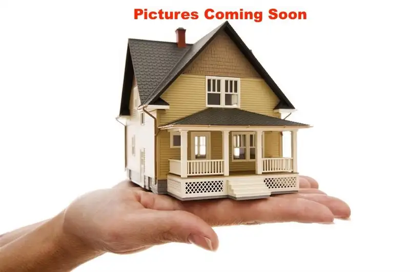2041 168 STREET - photo 3 of 3