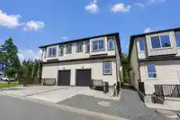 2041 168 STREET - thumbnail 4