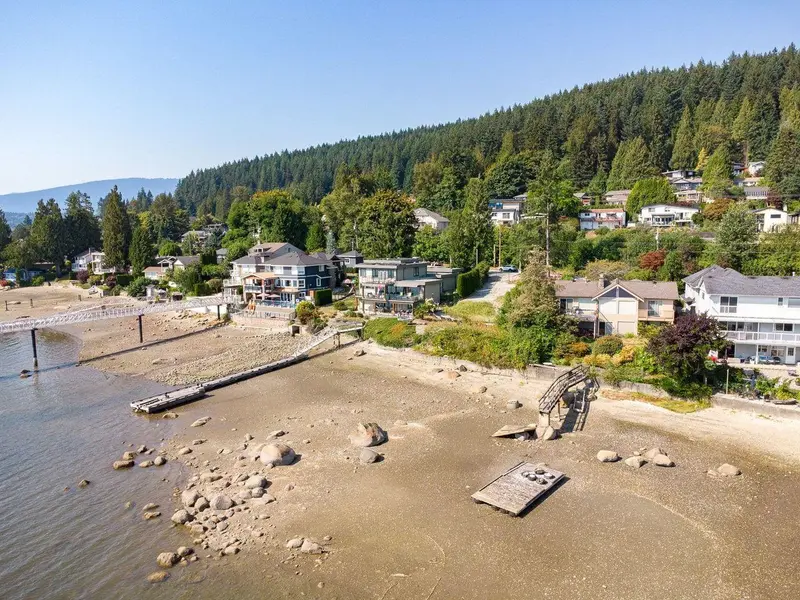 668 ALDERSIDE ROAD - photo 3 of 23