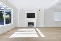 17294 0B AVENUE - thumbnail 17