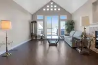 411 15555 16 AVENUE - thumbnail 9
