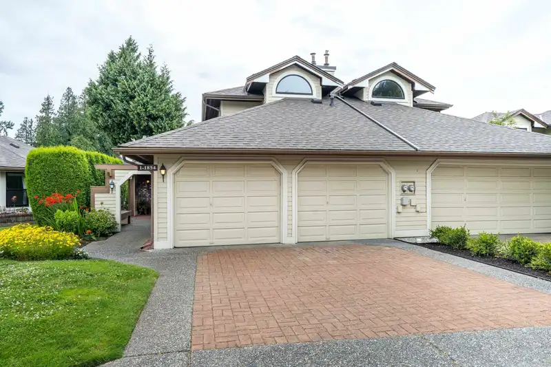 1 1854 SOUTHMERE CRESCENT - photo 3 of 40