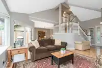 1 1854 SOUTHMERE CRESCENT - thumbnail 10