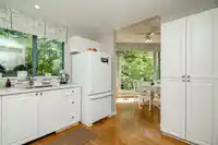 202 1725 MARTIN DRIVE - thumbnail 16
