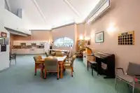 202 1725 MARTIN DRIVE - thumbnail 32