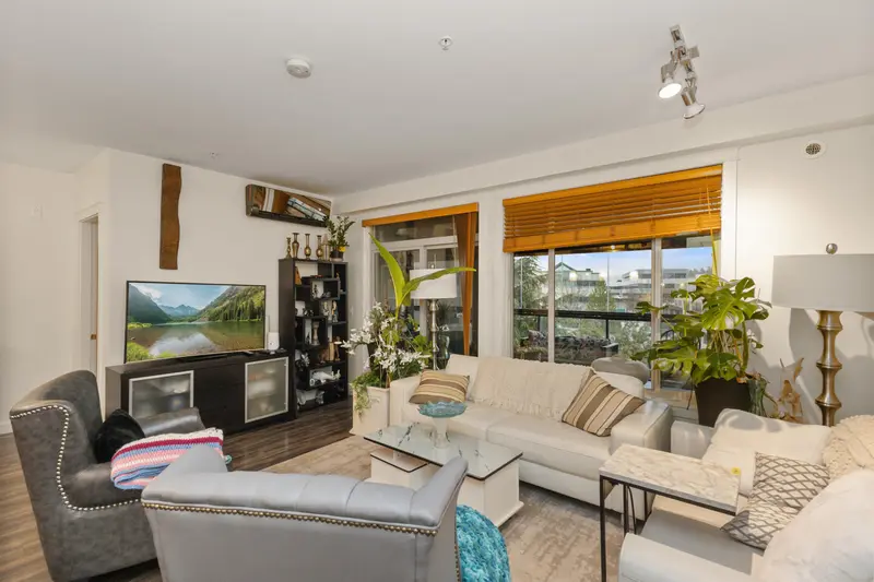 320 32445 SIMON AVENUE - photo 1 of 22