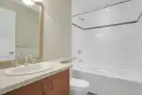 502 1550 MARTIN STREET - thumbnail 20