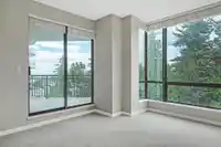 502 1550 MARTIN STREET - thumbnail 7