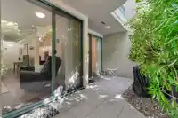 111 1785 MARTIN DRIVE - thumbnail 19