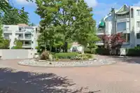 111 1785 MARTIN DRIVE - thumbnail 3