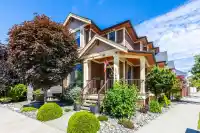 17449 2A AVENUE - thumbnail 1