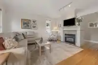 49 15055 20 AVENUE - thumbnail 4
