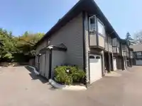 29 1828 LILAC DRIVE - thumbnail 2