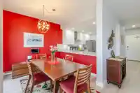 402 1785 MARTIN DRIVE - thumbnail 8