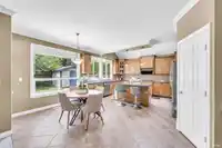 2347 150 STREET - thumbnail 11