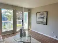 208 1860 E SOUTHMERE CRESCENT - thumbnail 4