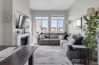 413 2940 KING GEORGE BOULEVARD - thumbnail 9