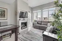 413 2940 KING GEORGE BOULEVARD - thumbnail 10