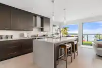 15260 VICTORIA AVENUE - thumbnail 8
