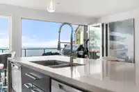 15260 VICTORIA AVENUE - thumbnail 9