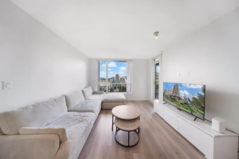 2205 3096 WINDSOR GATE - photo 4 of 18