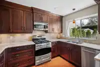 2064 150 STREET - thumbnail 13