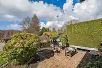2064 150 STREET - thumbnail 6