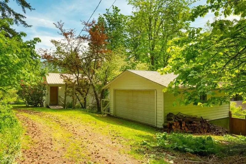 508 COLLINS ROAD - photo 1 of 25