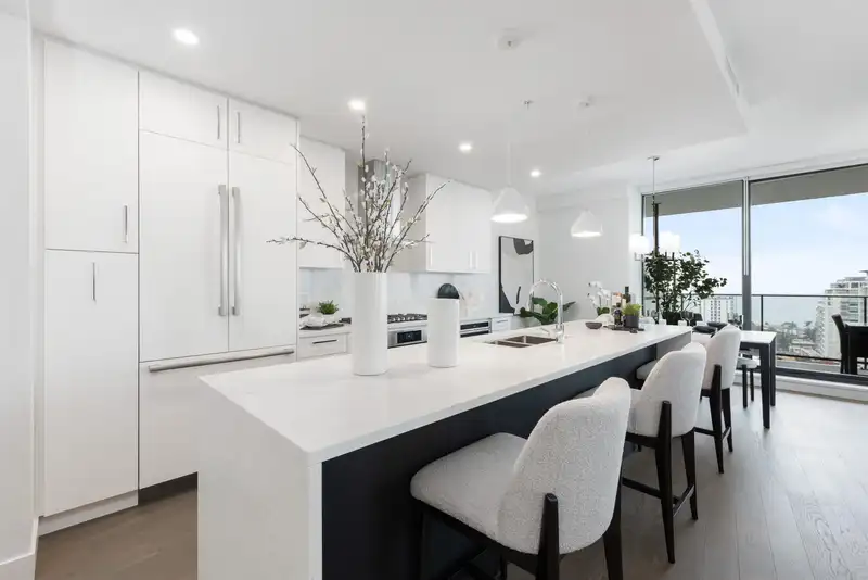 1505 1588 JOHNSTON ROAD - photo 2 of 26