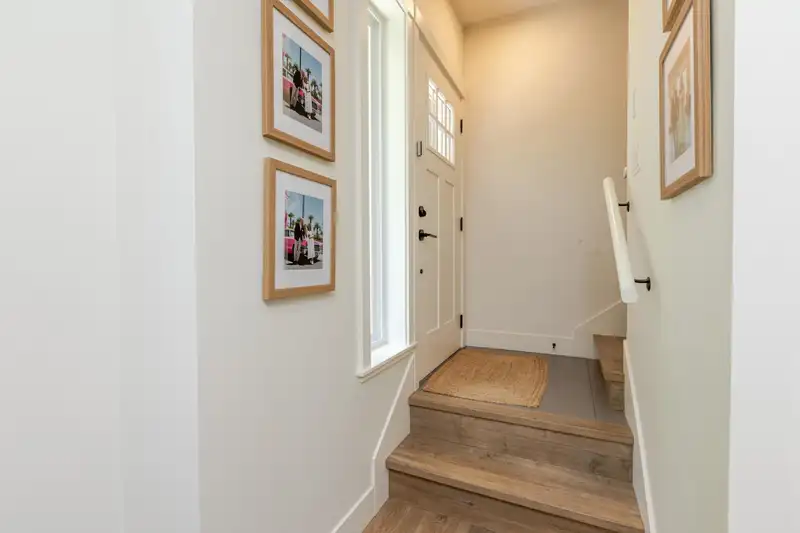 5 14541 WINTER CRESCENT - photo 2 of 40