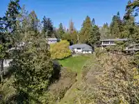 13706 MARINE DRIVE - thumbnail 8