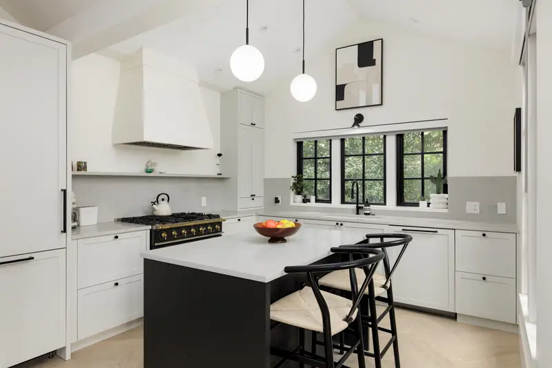 2502 W 33RD AVENUE - photo 2 of 20