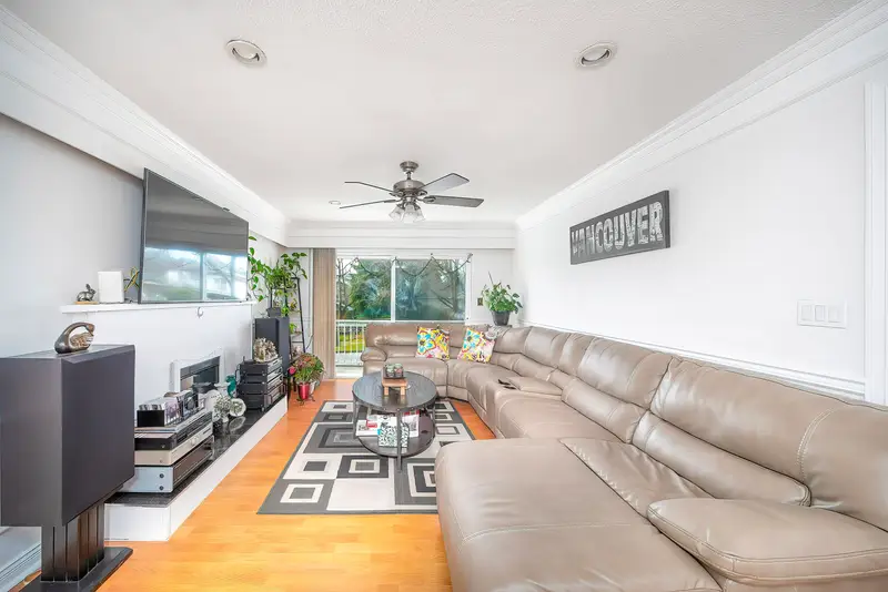 6626 INVERNESS STREET - photo 4 of 25