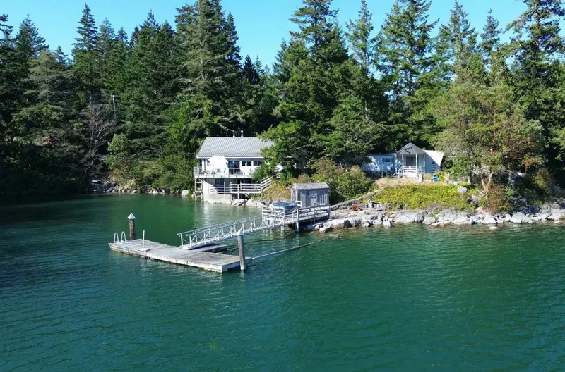 4776 FRANCIS PENINSULA ROAD - photo 2 of 25