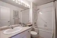 308 1725 MARTIN DRIVE - thumbnail 24
