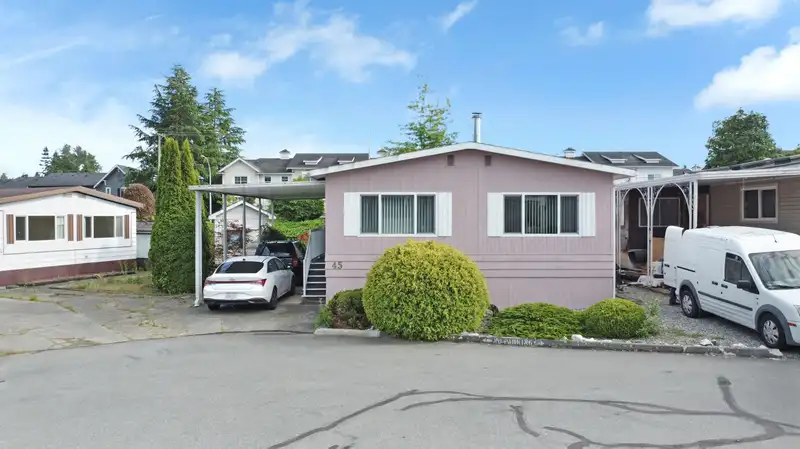 45 1640 162 STREET - photo 1 of 1