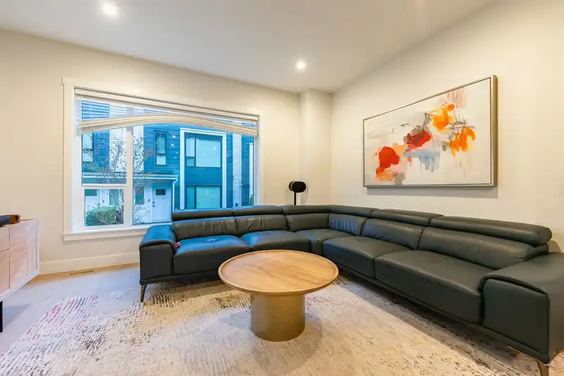 180 2277 OAK MEADOWS DRIVE - photo 3 of 40