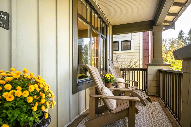 9352 SINGH STREET - photo 2 of 25