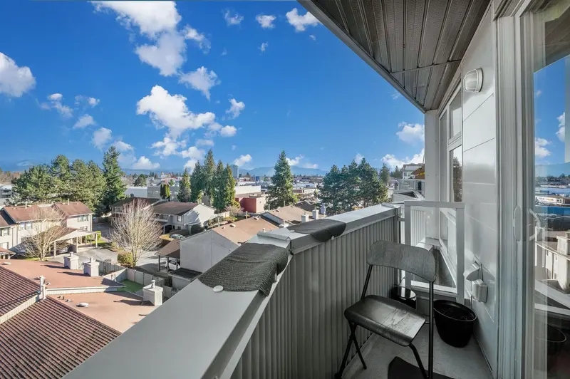 601 32838 LANDEAU PLACE - photo 2 of 25