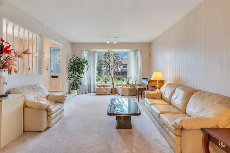 1921 155 STREET - photo 2 of 35