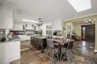 382 194 STREET - thumbnail 12