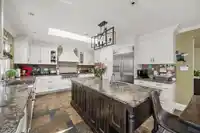 382 194 STREET - thumbnail 9