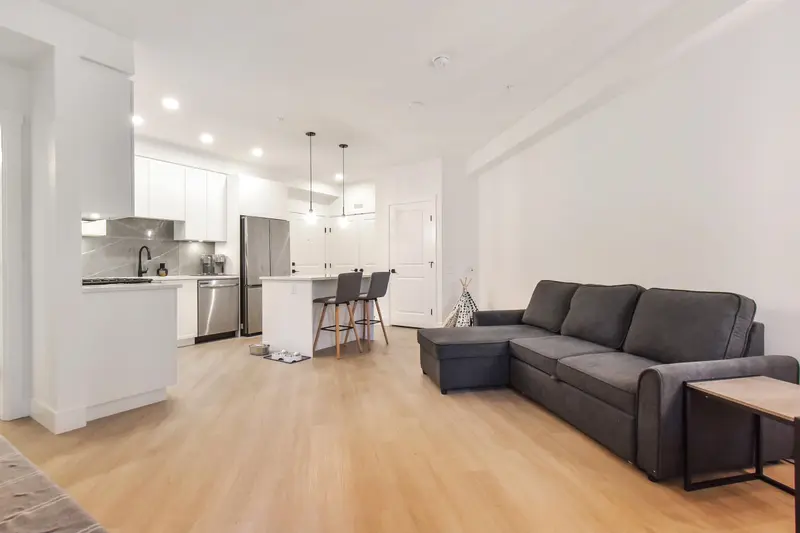 311 3438 146A STREET - photo 4 of 20