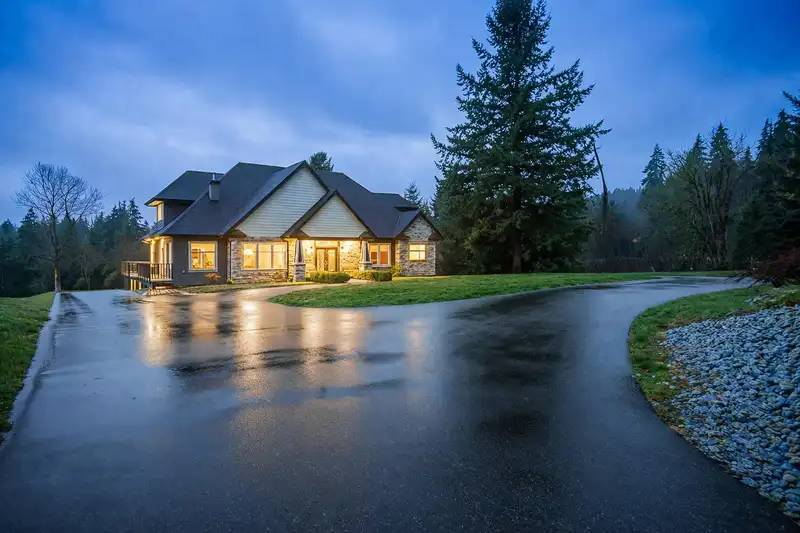 10228 STAVE LAKE ROAD - photo 2 of 25