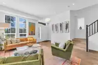 16477 21 AVENUE - thumbnail 10