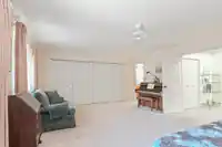 42 1725 SOUTHMERE CRESCENT - thumbnail 18