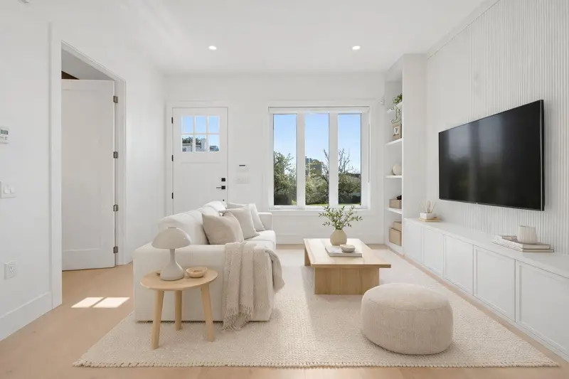 531 W 61ST AVENUE - photo 4 of 25