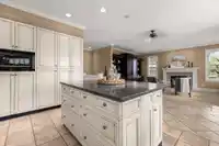3388 CANTERBURY DRIVE - thumbnail 15